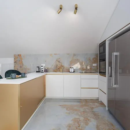 Affittacamere Palma Krk Penthouse With Sea View And Private Jacuzzi