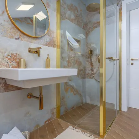 Palma Krk Penthouse With Sea View And Private Jacuzzi Penzion 4*