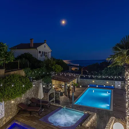 Palma Krk Penthouse With Sea View And Private Jacuzzi Penzion Krk Town