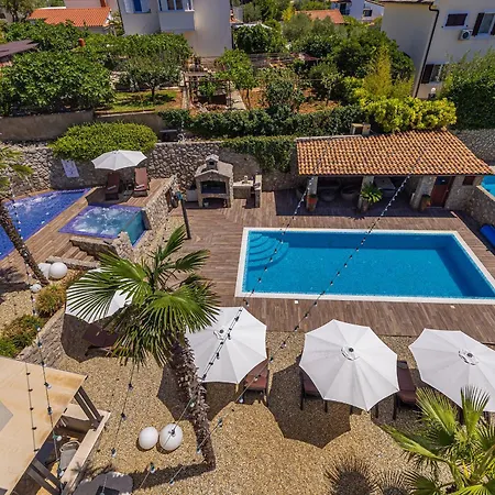 Penzion Palma Krk Penthouse With Sea View And Private Jacuzzi Krk Town