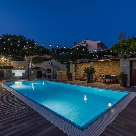 Palma Krk Penthouse With Sea View And Private Jacuzzi 4* Krk Town