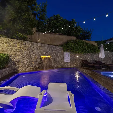 Palma Krk Penthouse With Sea View And Private Jacuzzi 4*