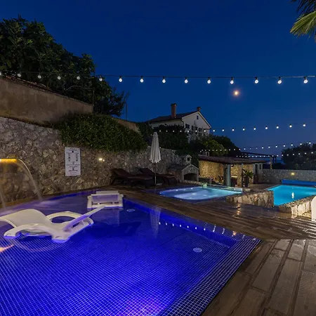Palma Krk Penthouse With Sea View And Private Jacuzzi 4* Krk Town