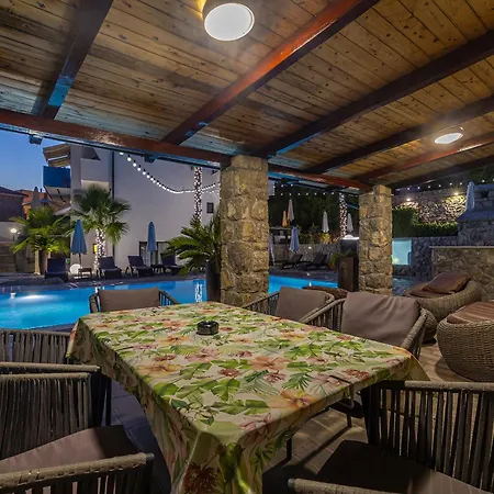 Palma Krk Penthouse With Sea View And Private Jacuzzi Penzion