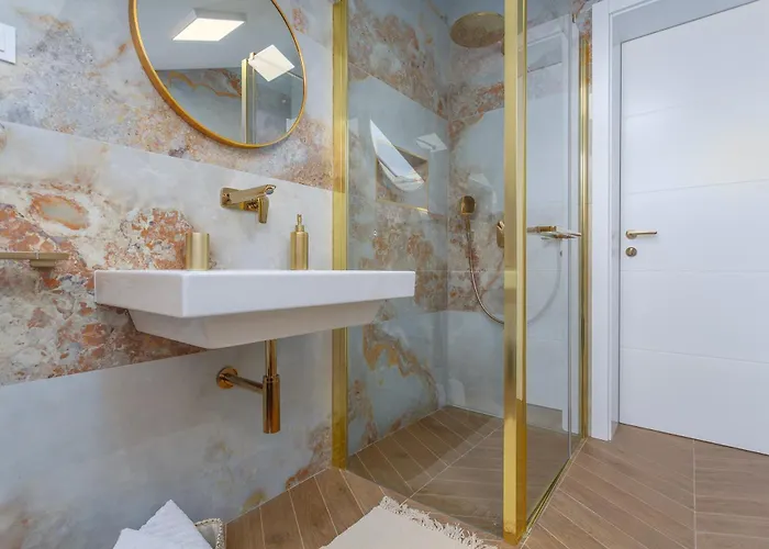 Palma Krk Penthouse With Sea View And Private Jacuzzi Vendégház 4*