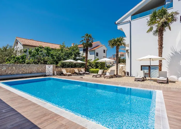 Palma Krk Penthouse With Sea View And Private Jacuzzi Vendégház 4*