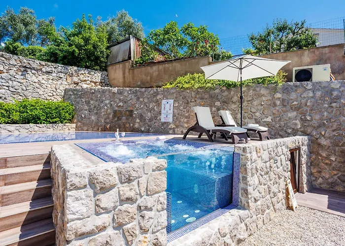 Palma Krk Penthouse With Sea View And Private Jacuzzi Vendégház 4*